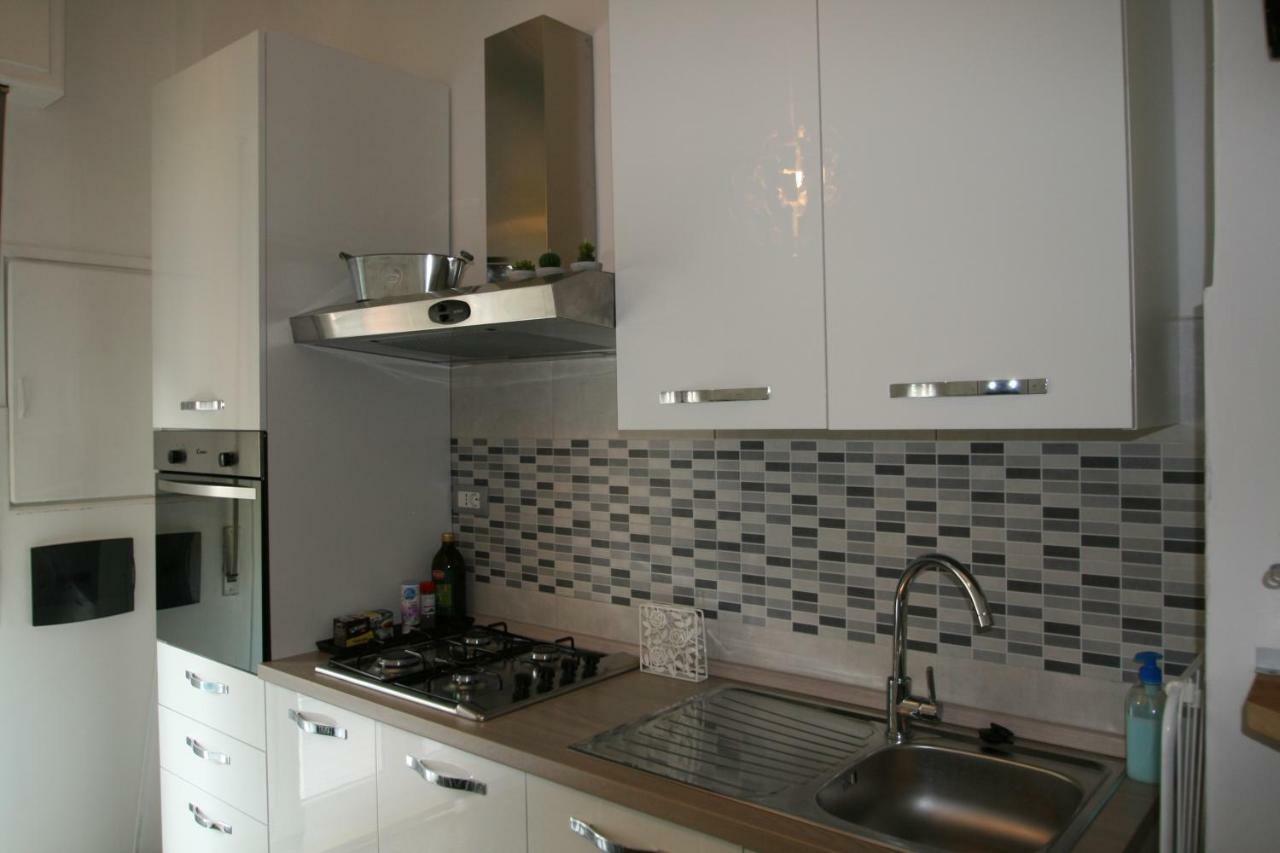 Апартаменти Ca Rossi City House Ла-Спеція Екстер'єр фото