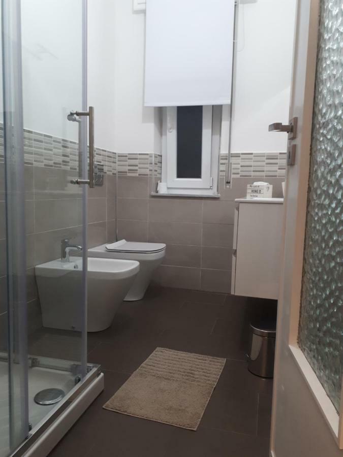Апартаменти Ca Rossi City House Ла-Спеція Екстер'єр фото